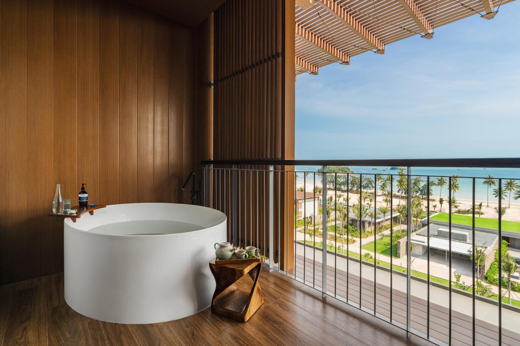 Hotel Indigo Bintan Lagoi Beach By Ihg Esterno foto